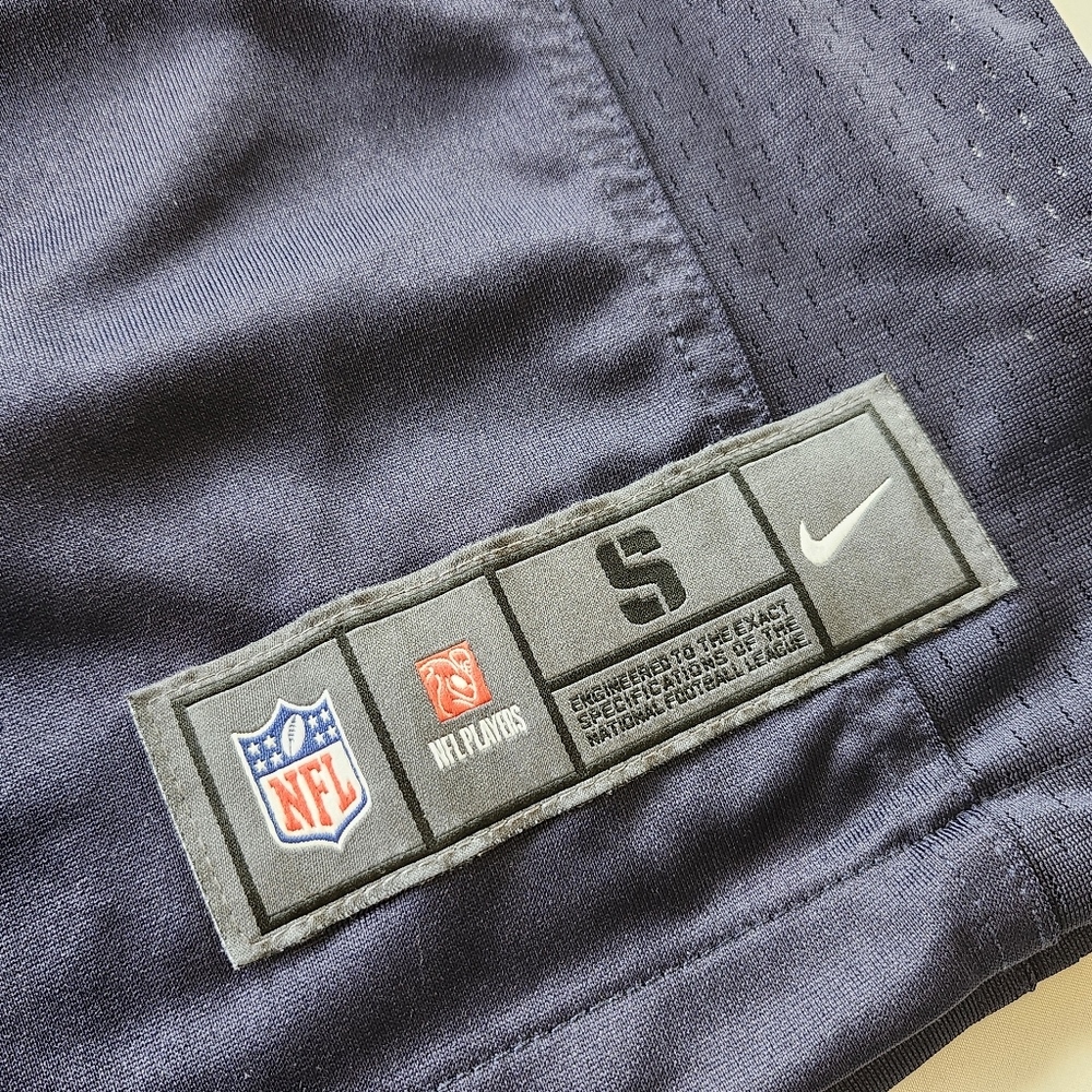 Nike NFL On Field Chicago Bears Football Jersey #1 Justin Fields Small Men Women - Picture 2 of 5